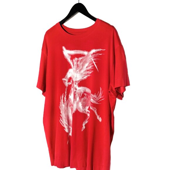 Givenchy SS21 Red Logo Gothic Print Oversized T-shirt - Picture 2 of 9